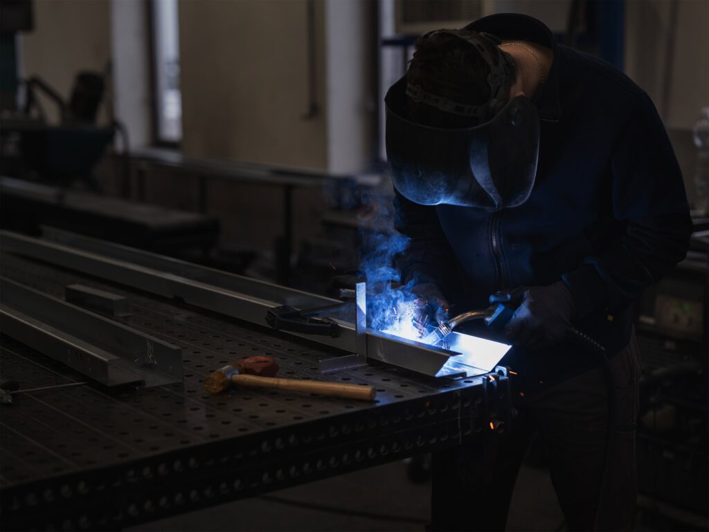 BBKovo Svarec Ve Vyrobe BG big