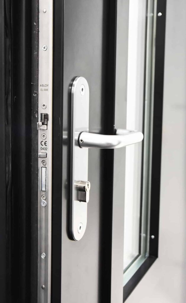 BB-Kovo-Ocelove-Protipozarni-Dvere-RC3-07