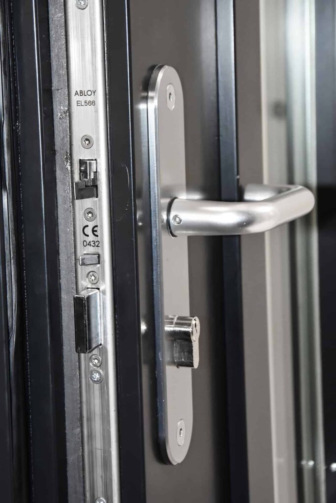 BB-Kovo-Ocelove-Protipozarni-Dvere-RC3-16-1