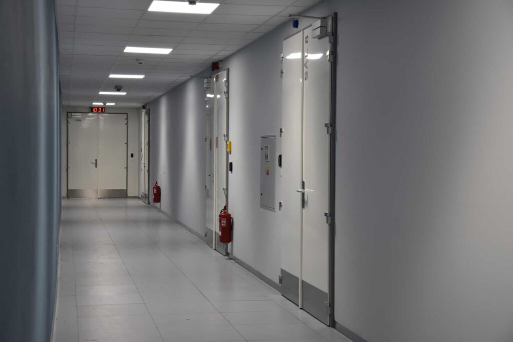 BB-Kovo-Ocelove-Protipozarni-Dvere-RC3-30