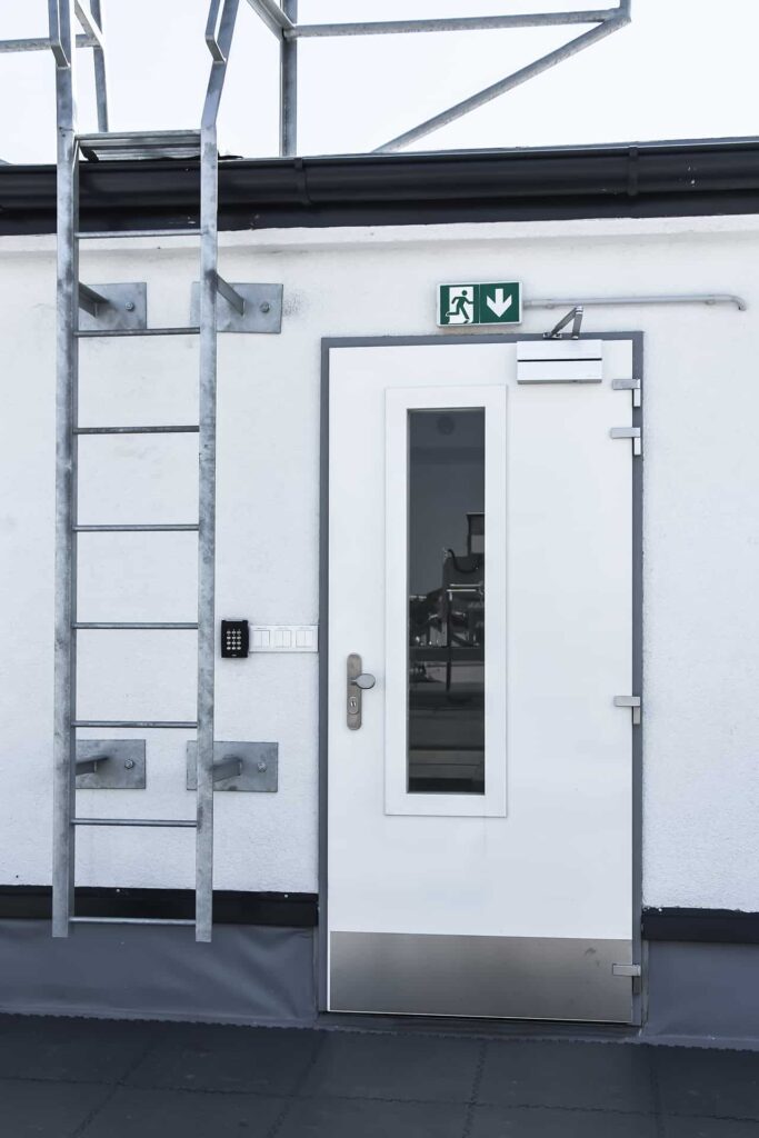 BB-Kovo-Ocelove-Protipozarni-Dvere-RC3-45