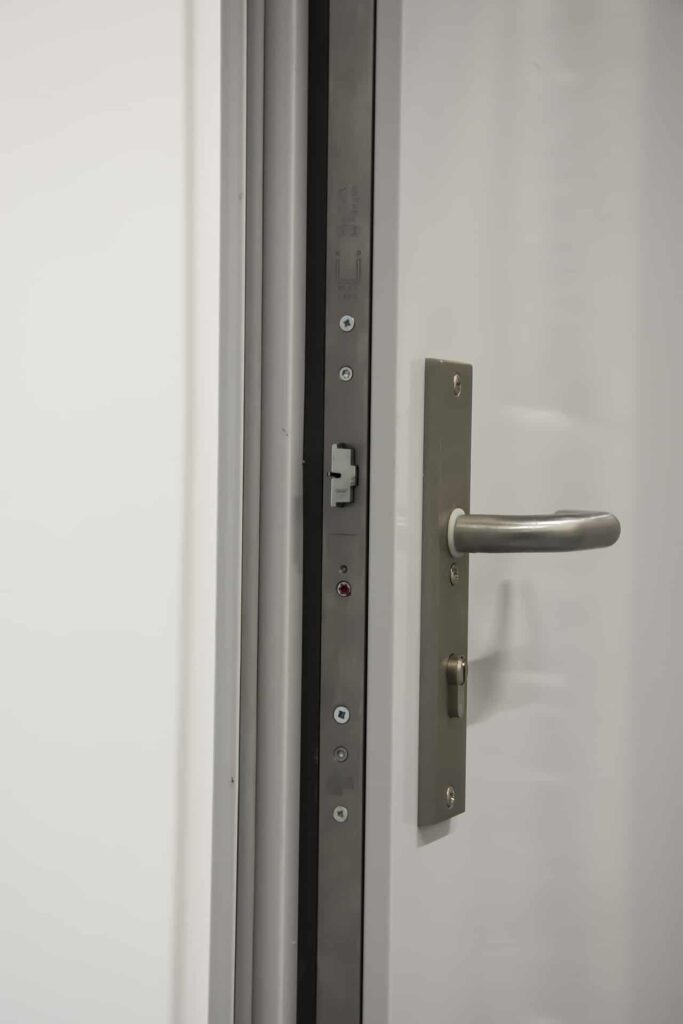 BB-Kovo-Ocelove-Protipozarni-Dvere-RC3-48